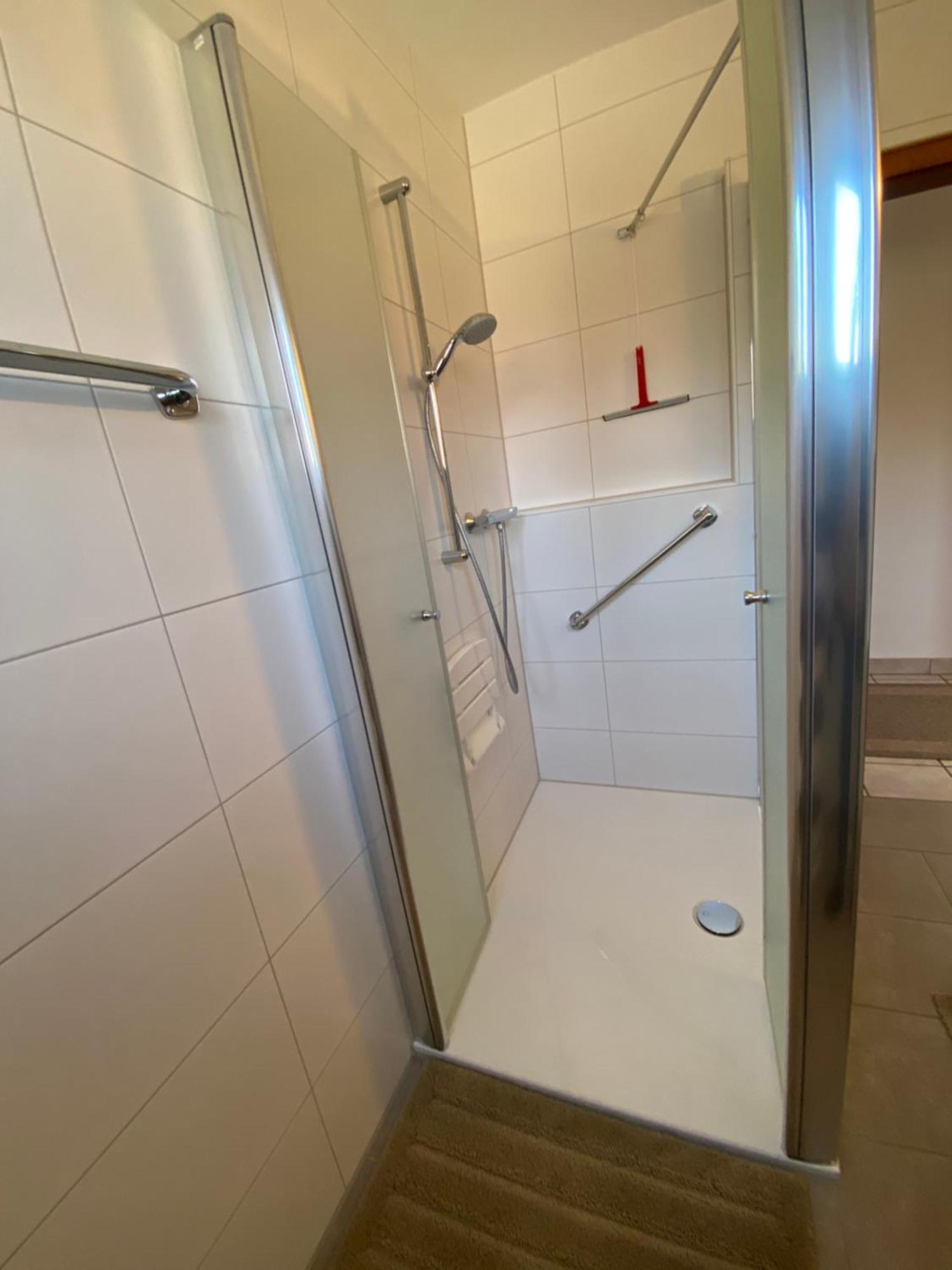 Ferienwohnung Im Erdgeschoss Mit Eingezaeunten Garten Und Terrasse Aurich Luaran gambar