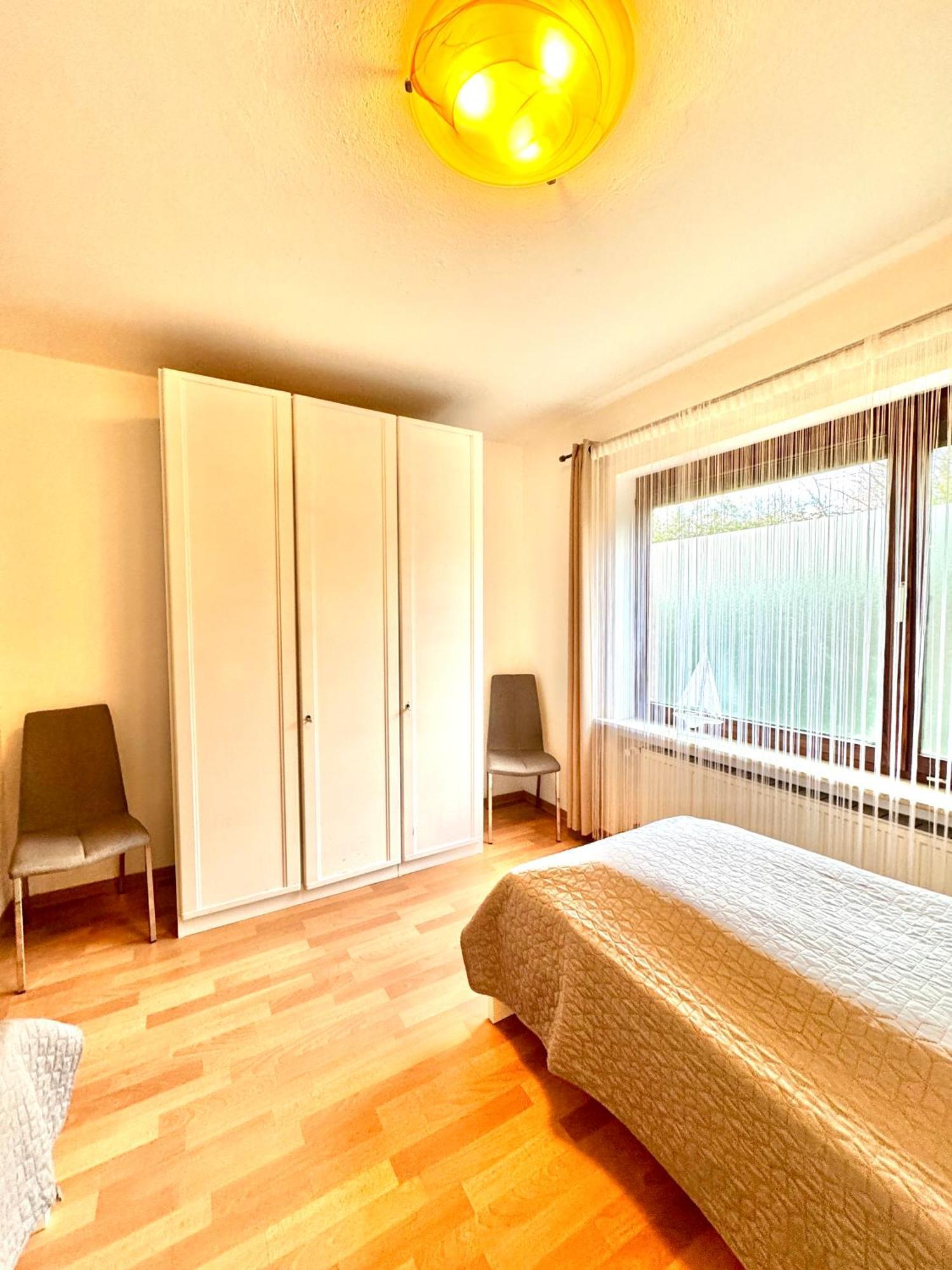 Ferienwohnung Im Erdgeschoss Mit Eingezaeunten Garten Und Terrasse Aurich Luaran gambar
